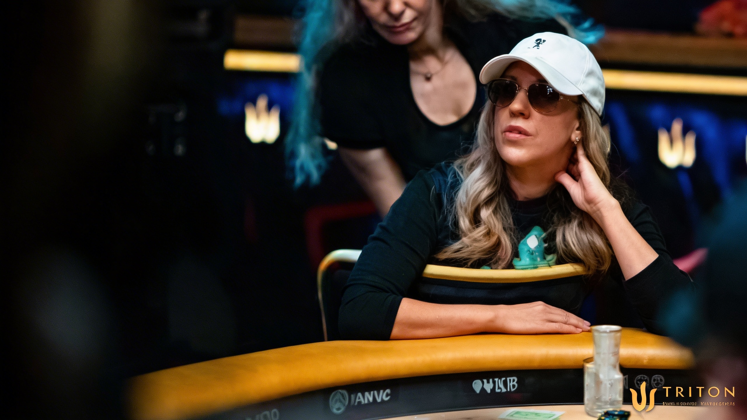 Kristen Foxen’s Preflop Kings Fold Draws Attention at Triton Main Event