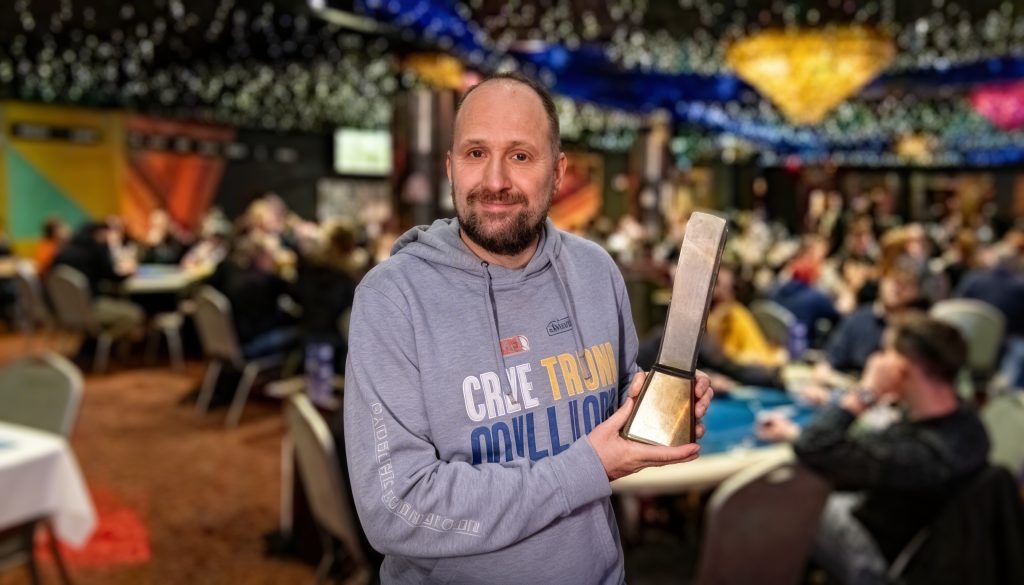 Koen Roos Earns Hendon Mob Award for Flag-Hunting Record