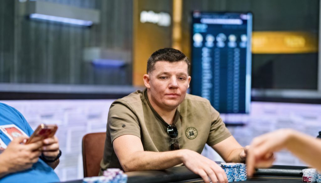 Live Straddles Generate Debate in $5,000 PokerGO Studio Tournament