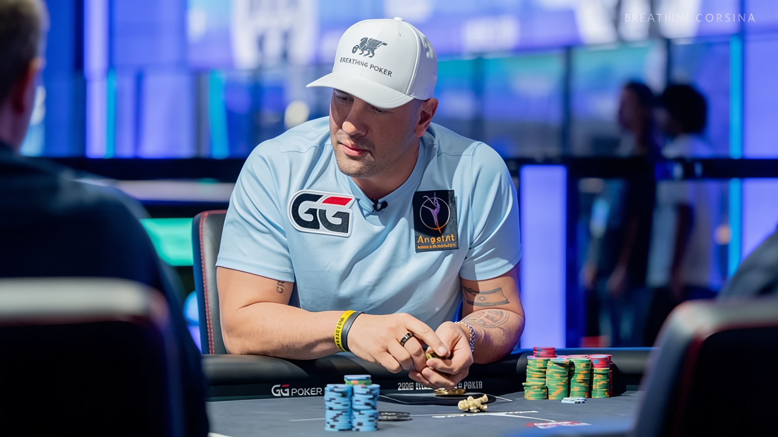 Michael Mizrachi Leads Final Table in $10K Pot-Limit Omaha at WSOP