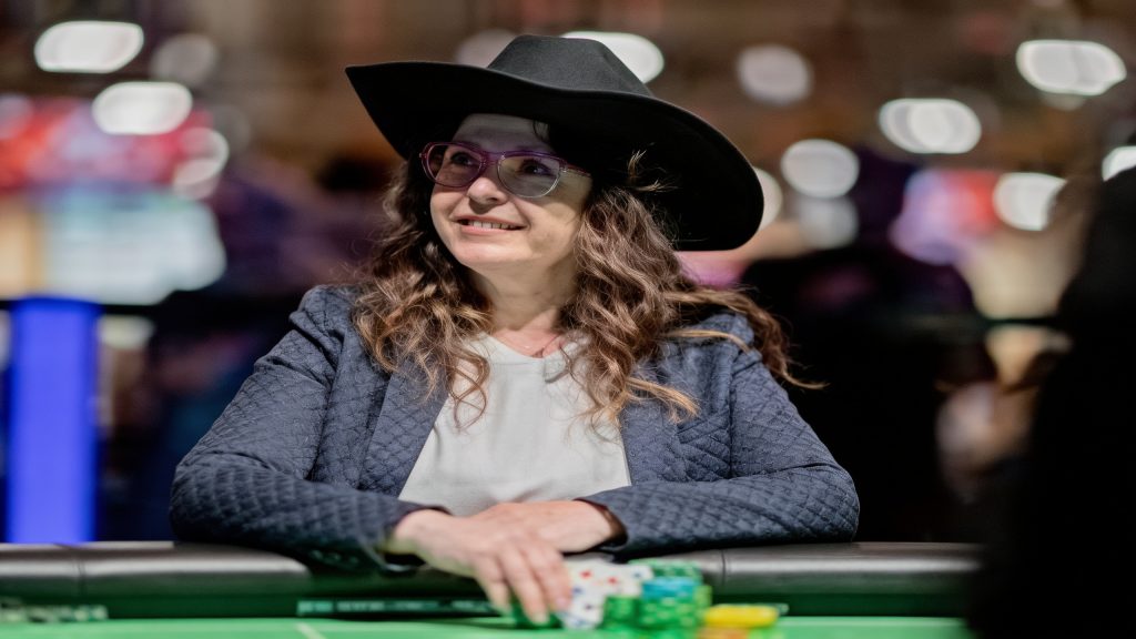 Caitlin Comeskey Makes Deep Run in WSOP Ladies Championship
